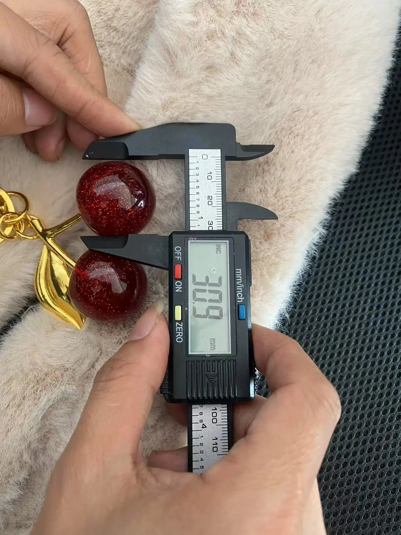 Fashion Delicious Red Cherry Keychain Summer Fruits Cherries Pendant Keyring For Women Men Jewelry Bag Accessories Gift